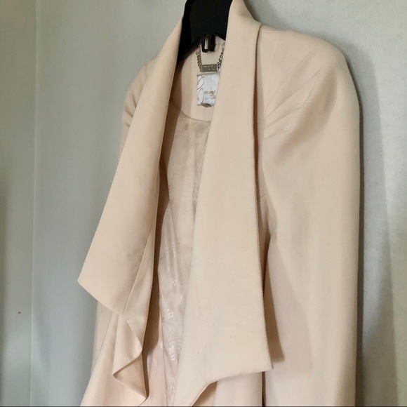 Vero Moda Blazer- Classic Collection - Picture 2 of 3